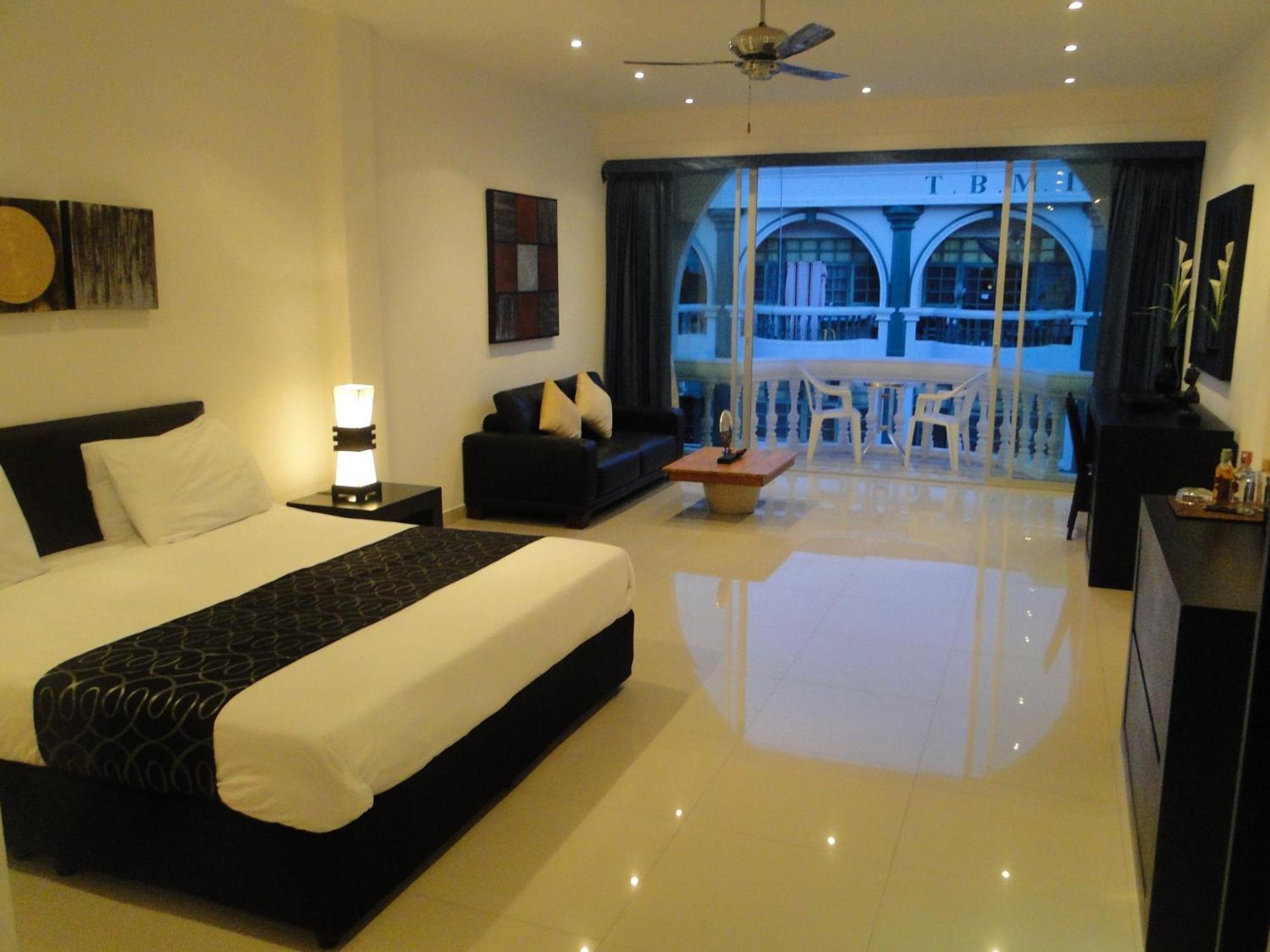 East Suites Pattaja Kültér fotó